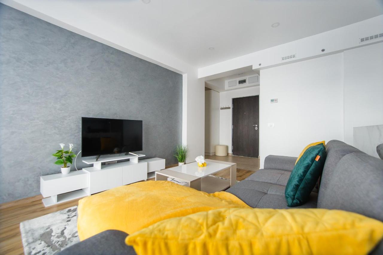 Elegant & Spacious - Central Apartment Nagyvárad Kültér fotó